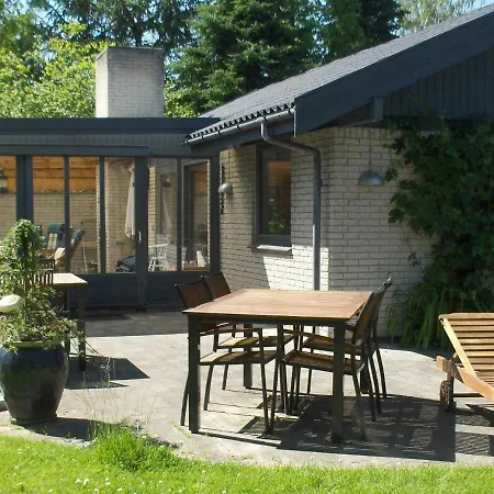 Four-bedroom Holiday In Vaeggerlose 7 Bøtø By